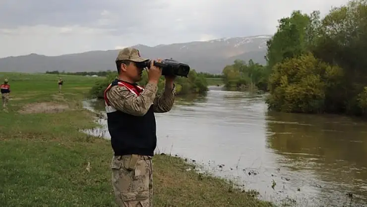 Jandarma ekipleri inci kefali nöbetinde