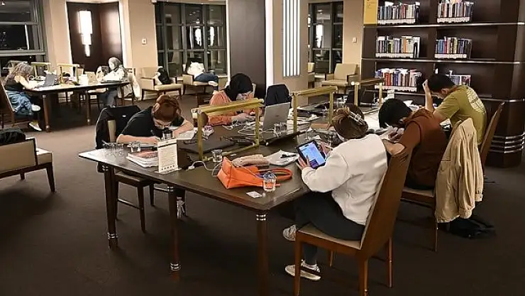 Yükseköğretimde net okullaşma oranı yüzde 46'ya çıktı