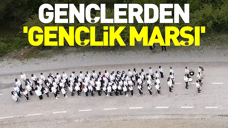 Gençlerden 'Gençlik Marşı'