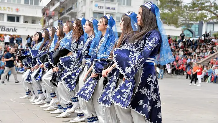 Yozgat'ta 19 Mayıs Atatürk'ü Anma Gençlik ve Spor Bayramı kutlandı