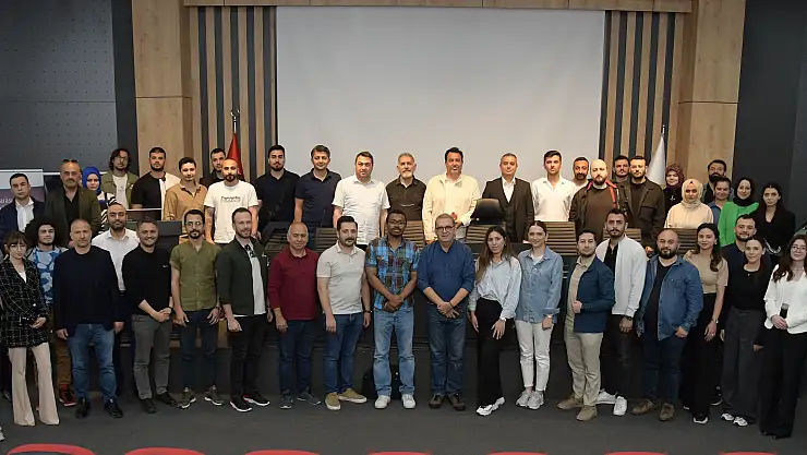 Eğitime katılanlara sertifika verildi
