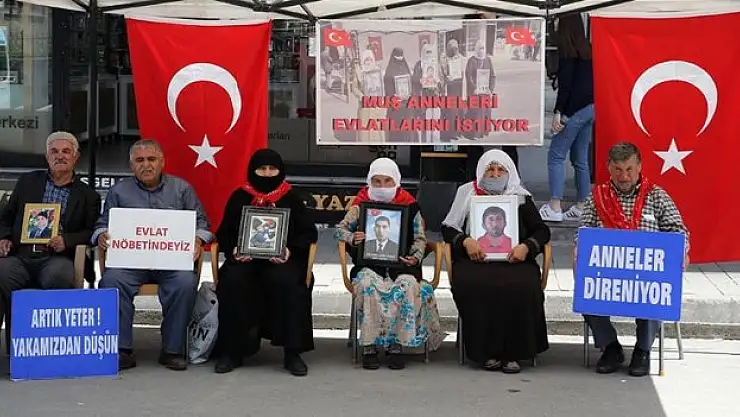 Aileler DEM Parti önündeki eylemlerini sürdürdü