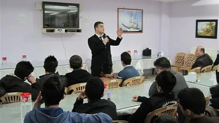 'Motivasyom Ve Başarı' Konferansı