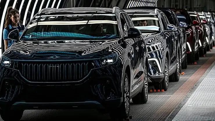 Otomotiv satışları 5 ayda 500 bine yaklaştı