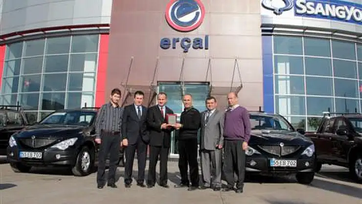 Erçal'da Araç Teslim Töreni