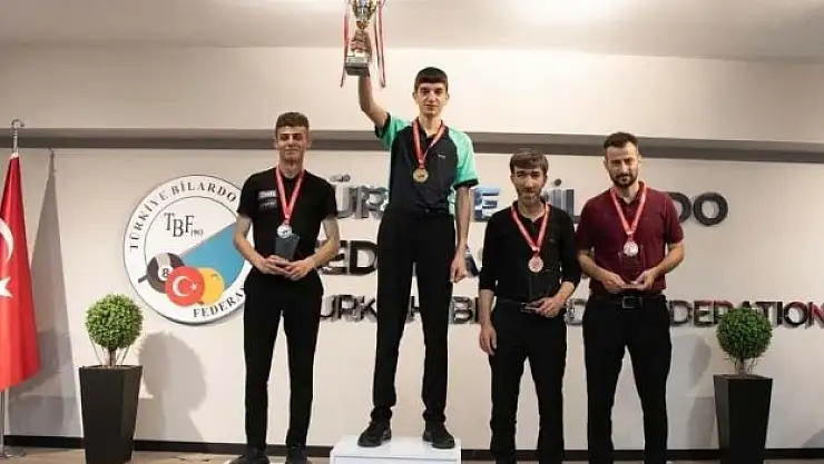 Genç Bilardocu Muhammed Emin Atabey Türkiye Şampiyonu oldu