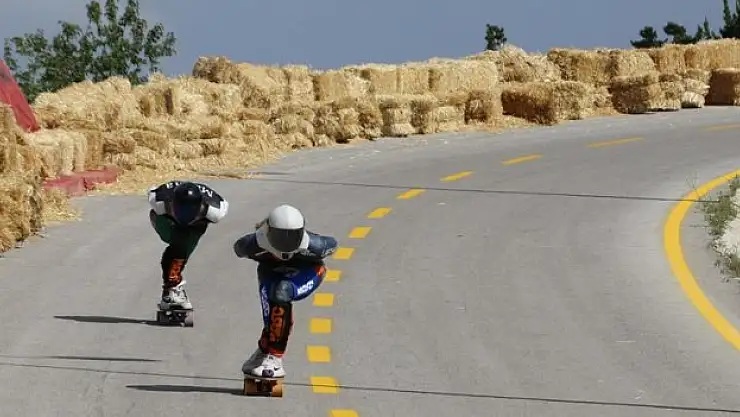 Dünya Kaykay İniş Şampiyonası Erzincan'da sona erdi