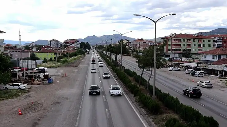 D-100 karayolunda bayram yoğunluğu