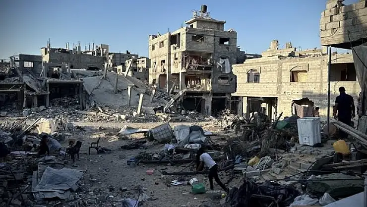 İsrail'in saldırılarında en az 15 Filistinli hayatını kaybetti