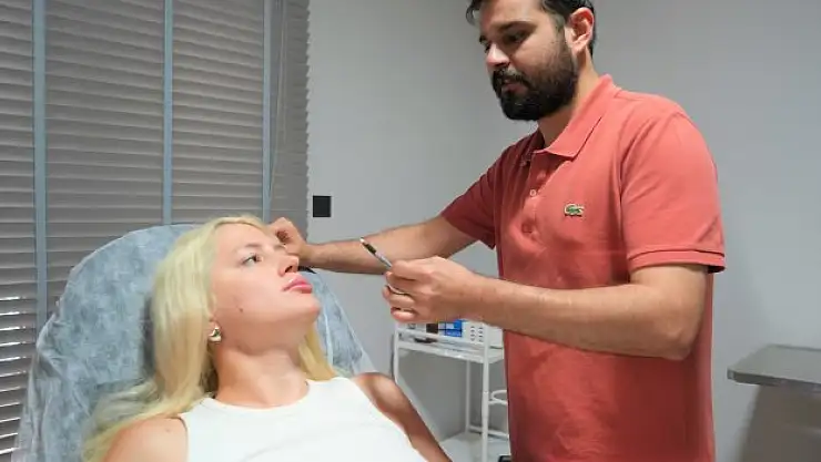 Yaz trendleri: 'Cilt parlaklığı