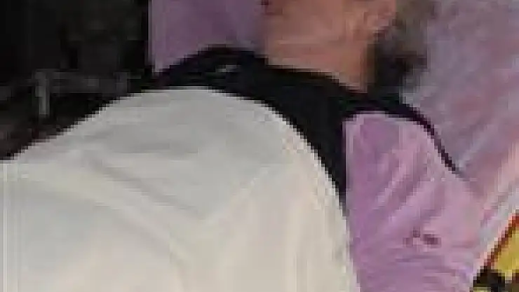 Kafasına merdiven düştü