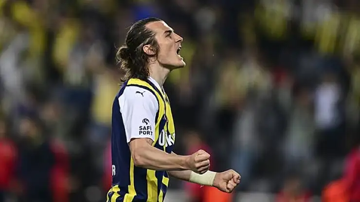 Fenerbahçe, Çağlar Söyüncü ile 3+1 yıllık sözleşme imzaladı
