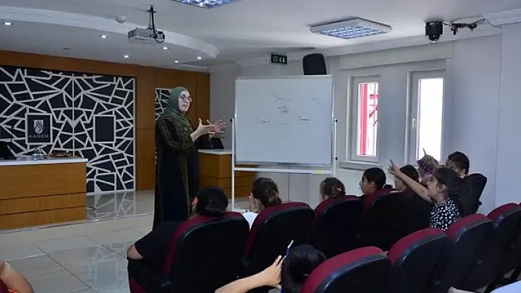Diyanet Vakfının ortaokul öğrencileri için yaz okulu programı başladı