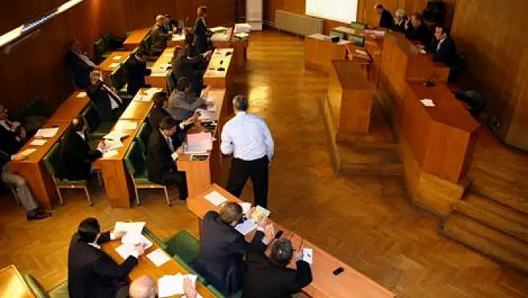 Samsun'da gergin komisyon