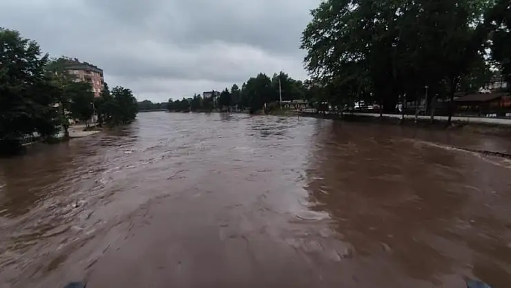 Terme Çayı'nın debisi 805 m3 saniyeyi gördü