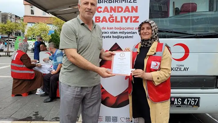 13. kez kan bağışı yaptı