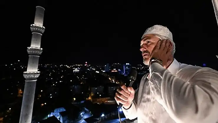 90 bin camide sela okunacak