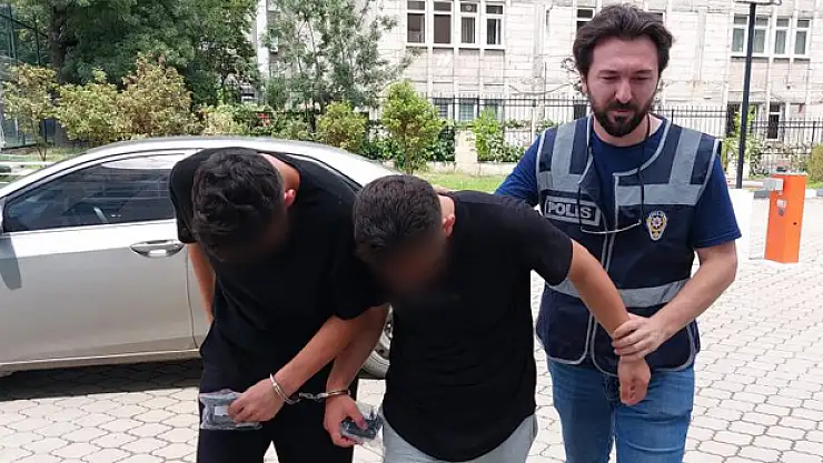 Uyuşturucu ticaretinden 2 kişi adliyede