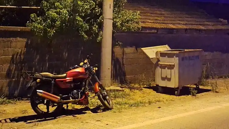 Çöp konteynerine çarpan sürücü yaralandı