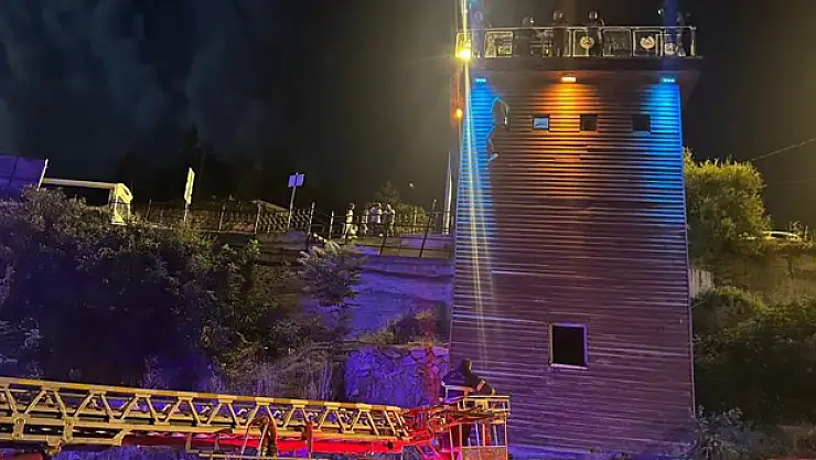 REFLEKSİ HAYATINI KURTARDI