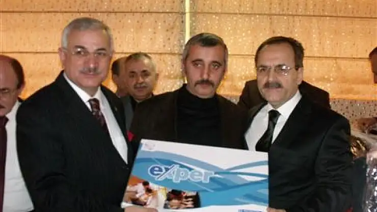 Belediyeden muhtarlara bilgisayar