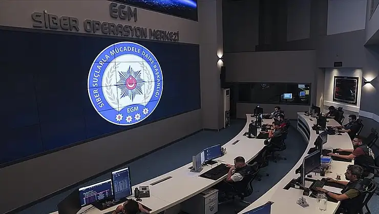 Emniyetten sanal alemde 7/24 siber devriye