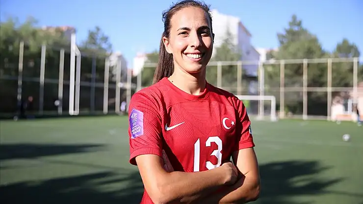 İspanya'nın 'gol kraliçesi' olmak istiyor