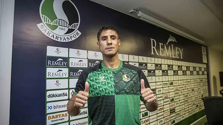 Alper Uludağ'ı renklerine kattı