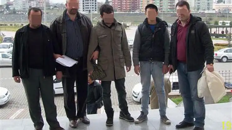 Çarşamba'da  1Kilo 400gram esrar ele geçti