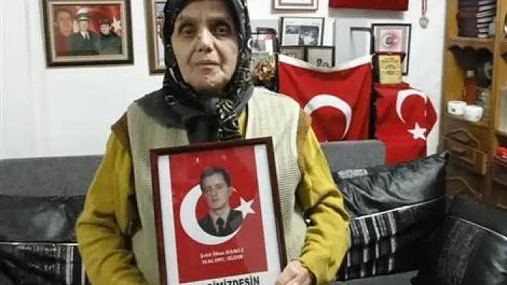 Şehit annesinden bedelli askerlik tepkisi