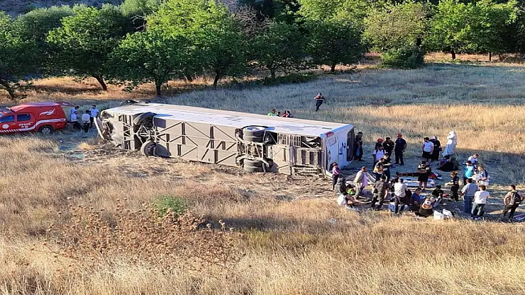 Yolcu otobüsü şarampole uçtu