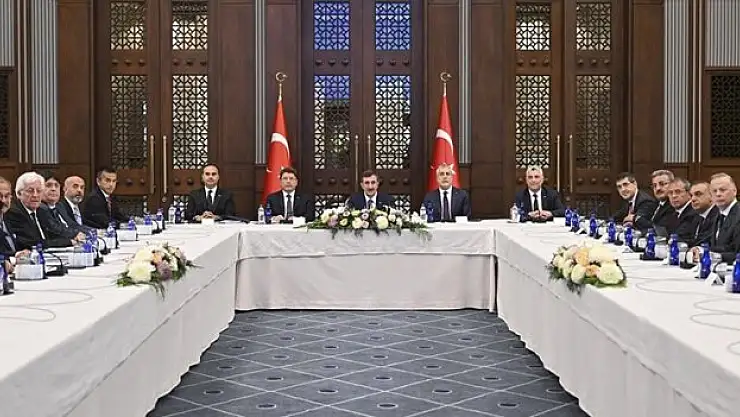 Cumhurbaşkanı Yardımcısı Yılmaz, TİSK heyetini kabul ett