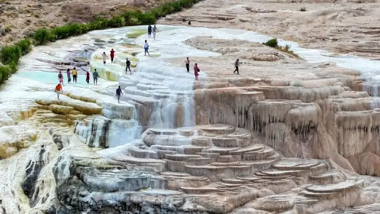 'Van'ın Pamukkale'si' turizmin yeni rotası haline geldi