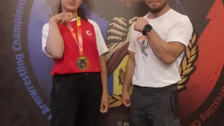 Samsunlu Demir, dünya şampiyonu