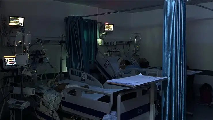 'İlaçların yüzde 60'ı tükendi ve temel hizmetler durma noktasında'