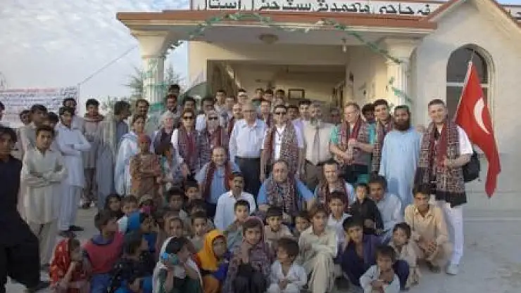 Gönülü Sağlık ekibi Pakistan'da