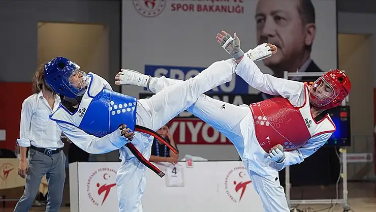 Paralimpik tekvandocular 'ilk altının' peşinde