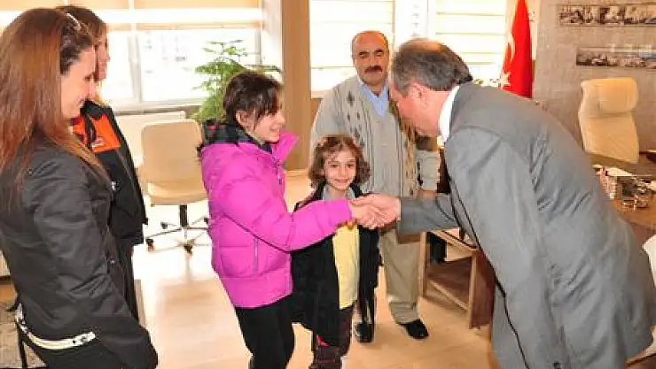 Öğrencilerin Başarısı Başkan Burma'yı Sevindirdi