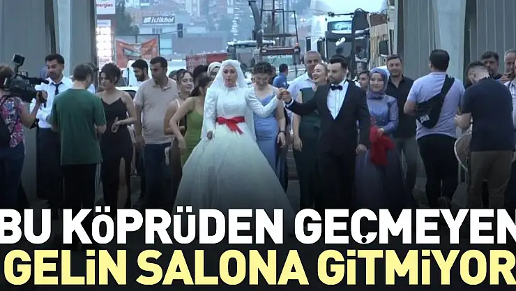 Gelinler köprüden geçmek için sırada bekliyor