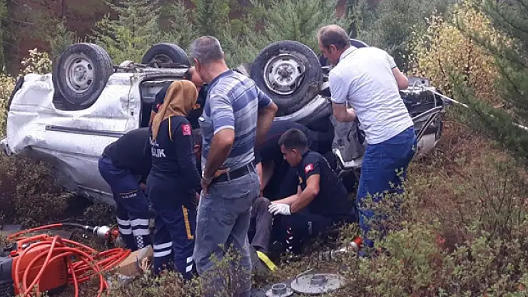 Kontrolden çıkan otomobil şarampole devrildi