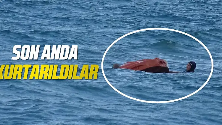 Alabora olan bottaki 4 kişi boğulmaktan son anda kurtuldu
