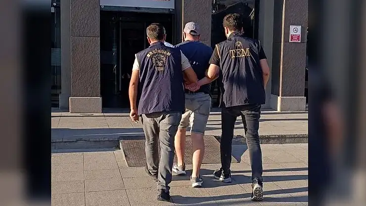 Terör örgütü propagandası yapan 2 kişi yakalandı