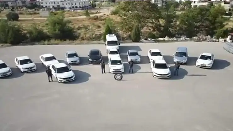 8 milyonluk change vurgunu