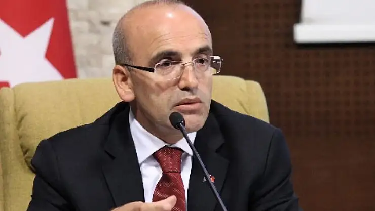 'Ekonomide dengelenmenin sürdüğü yılın ilk 7 ayında istihdam yaklaşık 600 bin kişi arttı'