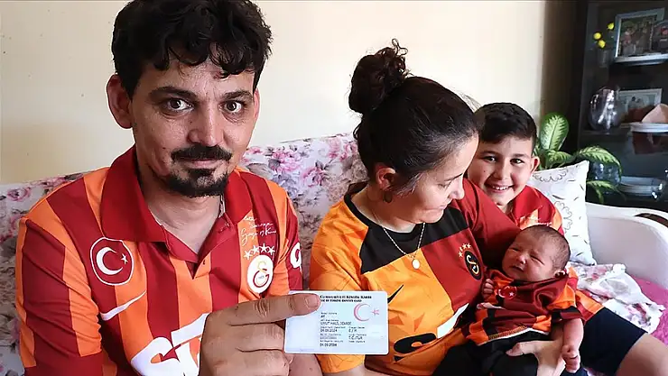 Yeni doğan bebeklerine 'Icardi' adını koydu