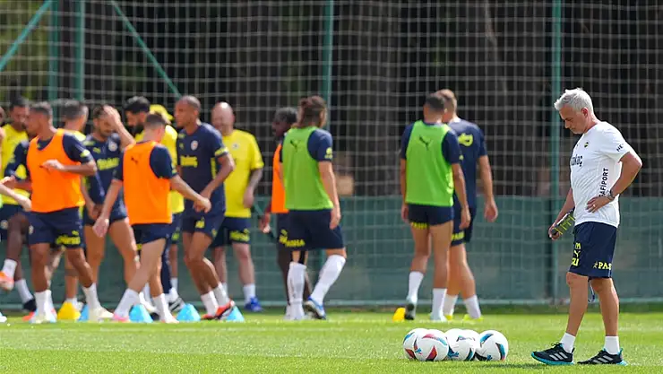 Fenerbahçe, Kasımpaşa'ya konuk olacak