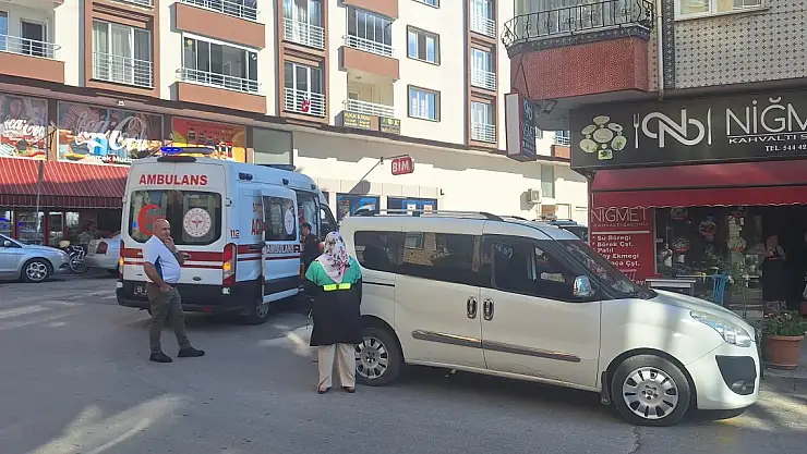 Ticari aracın çarptığı yaya yaralandı