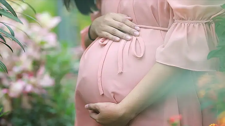 Kilo kaybı gebelik şansını artırıyor