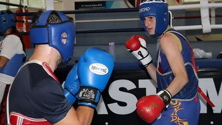 Burak Tez, altın madalya peşinde