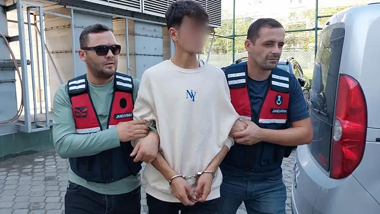 Jandarmanın yakaladığı genç, uyuşturucu madde ticaretinden tutuklandı